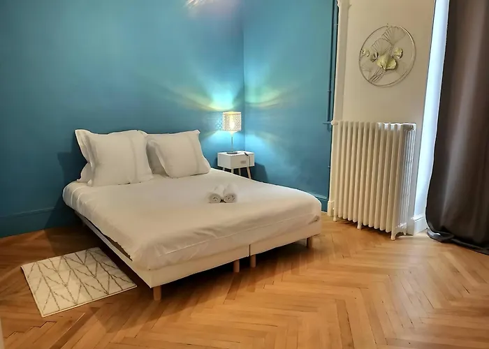 Le Family - Prefecture - Tram - 10p- Reve Au Mans